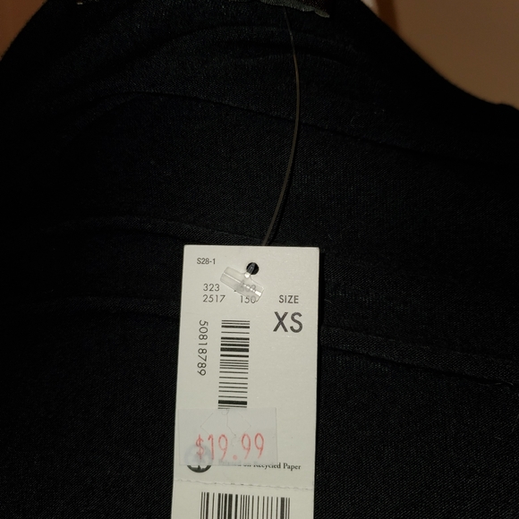 BNWT Black Deep V Ruched Black w Gold XS - Picture 4 of 4